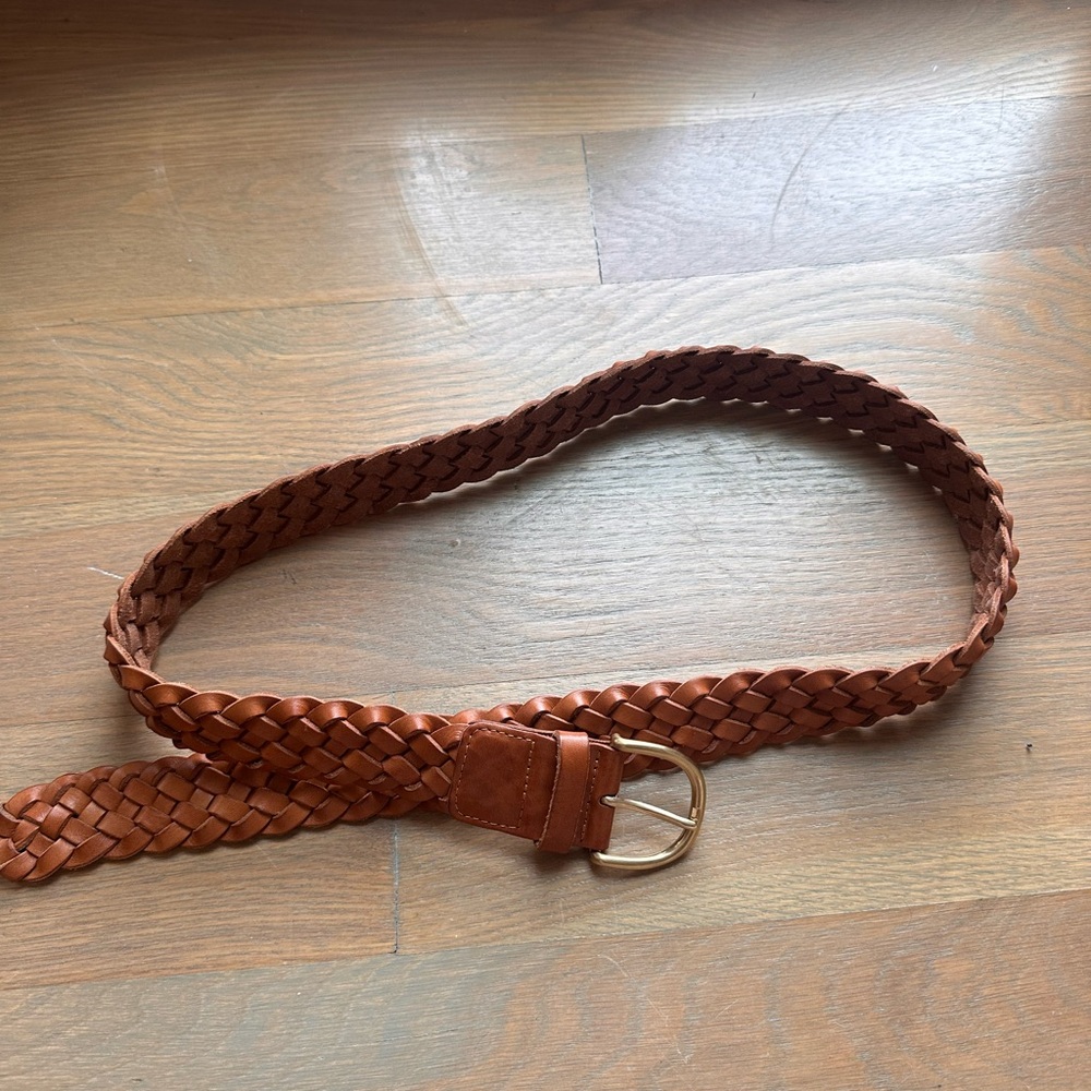Braided Tan Belt with Gold Buckle
